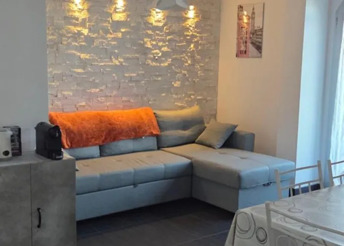 In Gra&mary * San Giovanni In Marignano